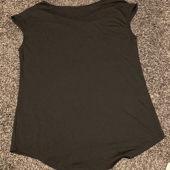 Ricki’s Crossed Front Tank Top - Picture 4 of 5